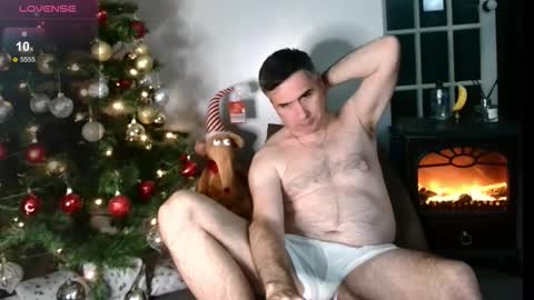 paulyandrew online show from December 17, 2025, 9:43 pm