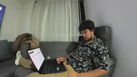 Snapshot of paulzacx chatting on October 18, 2025, 6:48 am Paul ZacX online show from October 18, 2025, 6:48 am