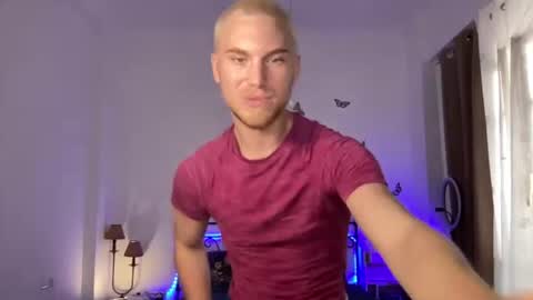 Snapshot of pavel_rey chatting on July 11, 2026, 10:07 am pavel_rey online show from July 11, 2026, 10:07 am