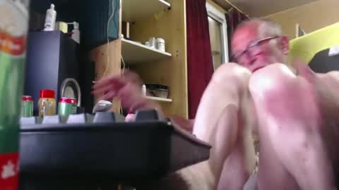 Snapshot of pc8474408 chatting on June 24, 2026, 10:47 am pc8474408 online show from June 24, 2026, 10:47 am
