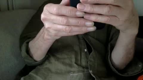 Snapshot of pea23 chatting on April 26, 2026, 3:42 pm pea23 online show from April 26, 2026, 3:42 pm