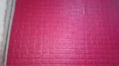 peach_melbah online show from April 18, 2026, 7:40 pm