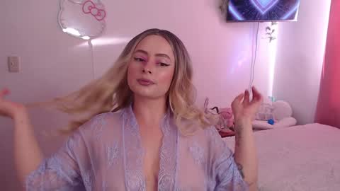 peacherry_ online show from January 27, 2025, 10:06 pm
