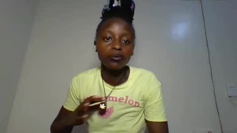 peachy_ebony online show from November 11, 2025, 2:55 am