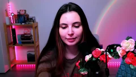 Peachy online show from October 5, 2025, 3:43 pm