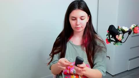 Peachy online show from December 22, 2025, 5:21 pm