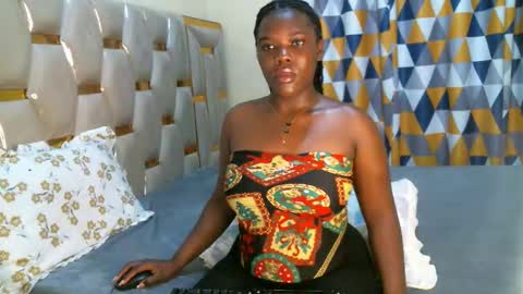 Peachy online show from November 17, 2025, 5:24 am