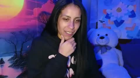 PeachyKeenTV online show from January 7, 2025, 5:33 am