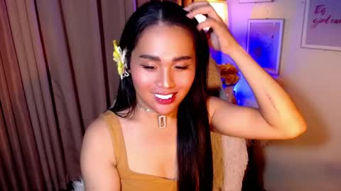 Snapshot of peakaboo_xx chatting on May 4, 2026, 1:34 am Angel Creamdensada online show from May 4, 2026, 1:34 am
