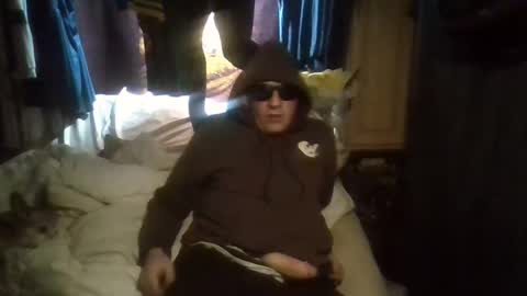 Snapshot of peanutbutter_doggystyle chatting on October 9, 2025, 4:32 am BTW online show from October 9, 2025, 4:32 am