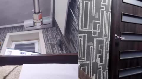 pearl_helen online show from February 18, 2025, 11:30 pm