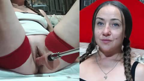 pearl_helen online show from September 25, 2025, 8:01 pm