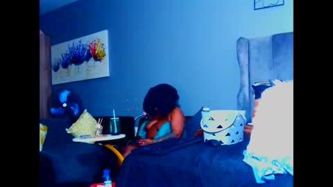 Pearl online show from October 9, 2025, 4:10 am