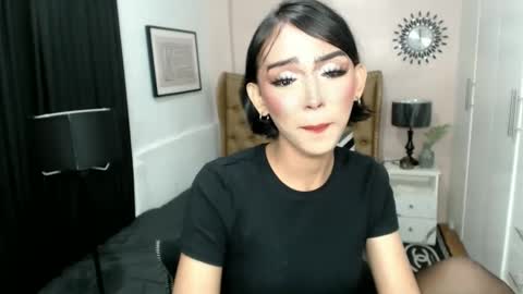 Pearl online show from February 23, 2025, 2:57 pm