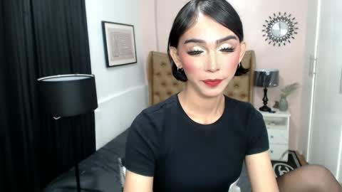 Pearl online show from March 5, 2025, 4:57 pm