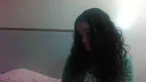 pebblezmeowkitty online show from November 6, 2025, 7:09 am