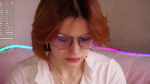 Lily online show from October 13, 2025, 1:16 am