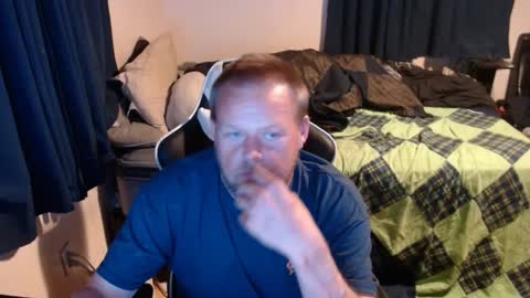 pecker40 online show from December 5, 2024, 2:09 am