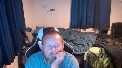 pecker40 online show from January 26, 2025, 10:13 pm