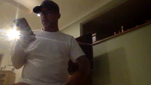 pedro________8 online show from February 18, 2025, 9:54 am