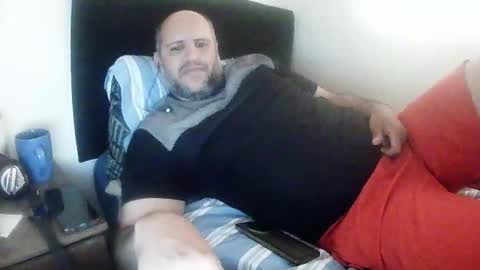 Snapshot of pedrofalfan chatting on October 19, 2025, 1:01 pm Pedro online show from October 19, 2025, 1:01 pm