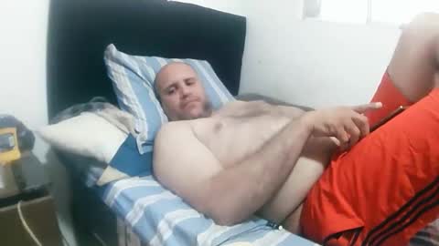 Snapshot of pedrofalfan chatting on May 1, 2026, 7:07 pm Pedro online show from May 1, 2026, 7:07 pm