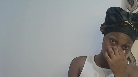 Lizzy online show from September 13, 2025, 11:10 am