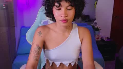 peggy-funn online show from December 3, 2025, 1:13 am