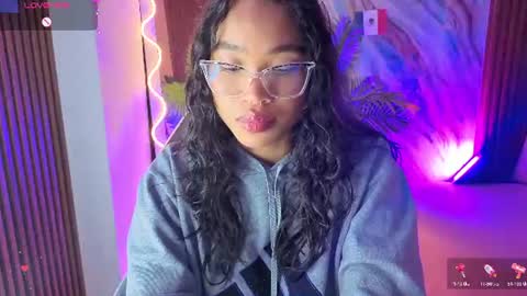 Snapshot of penelope_tay chatting on July 2, 2026, 3:23 am penelope online show from July 2, 2026, 3:23 am