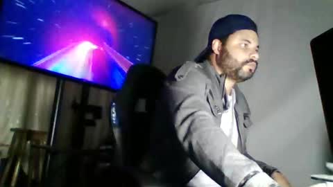 Snapshot of penetreitors33 chatting on January 15, 2026, 5:45 am Carlos online show from January 15, 2026, 5:45 am