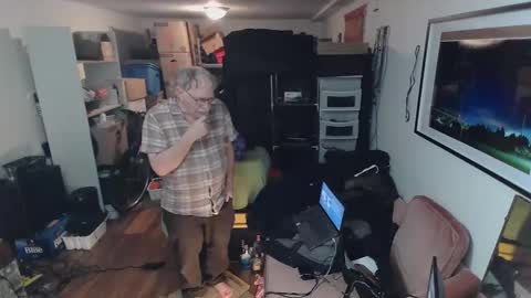 monkeydog online show from April 28, 2026, 7:24 am