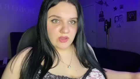 Snapshot of penny_perry chatting on April 7, 2026, 6:52 pm penny_perry online show from April 7, 2026, 6:52 pm