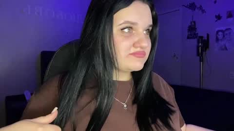 Snapshot of penny_perry chatting on April 8, 2026, 6:30 pm penny_perry online show from April 8, 2026, 6:30 pm