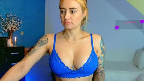 Hi Im Penelope  better vibrations  1111 online show from April 1, 2026, 8:59 am