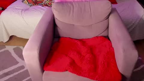 Olivia online show from February 10, 2025, 4:08 am