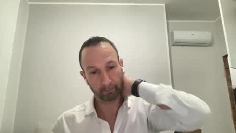 peppinslosqualo online show from March 9, 2025, 2:07 am