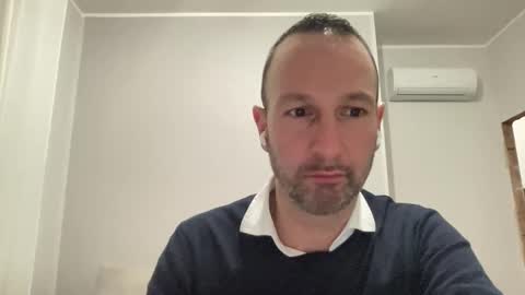 peppinslosqualo online show from March 1, 2026, 2:13 am