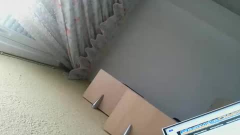 perales_12345 online show from November 9, 2025, 2:48 pm