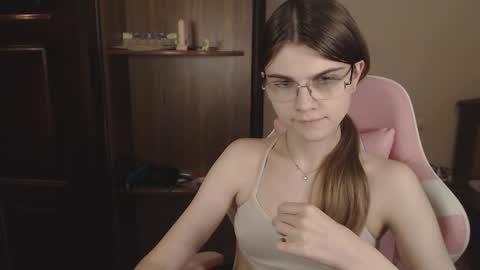 Farida online show from December 2, 2024, 2:42 am