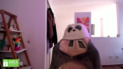 Sarah Ana Banana online show from April 18, 2026, 4:44 pm