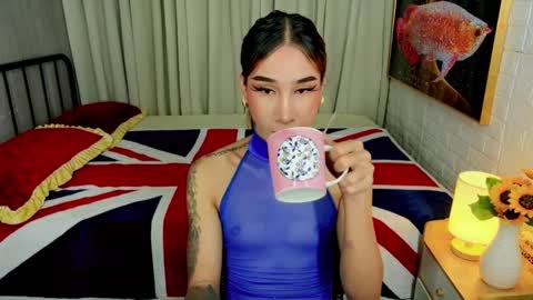 Chloe online show from October 16, 2025, 2:01 am