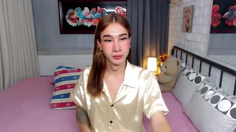 Chloe online show from November 26, 2025, 9:27 pm