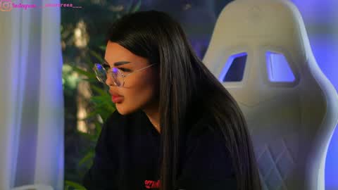 Dee online show from January 23, 2025, 10:11 am