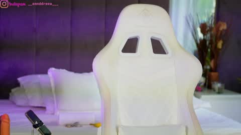 Dee online show from October 9, 2025, 12:36 pm