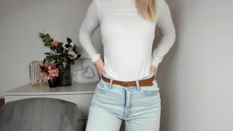 Cindy online show from December 29, 2024, 10:34 am