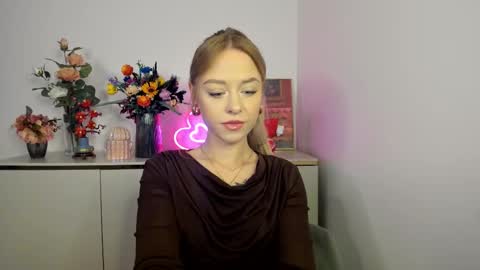 Cindy online show from November 12, 2025, 6:36 am