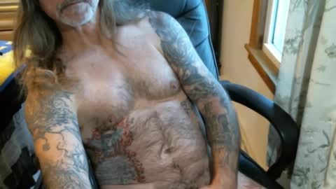 perkymalenipples online show from December 24, 2024, 9:44 pm