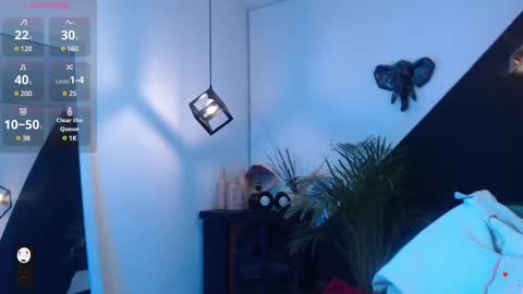   online show from March 7, 2025, 8:22 pm