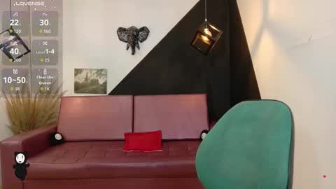   online show from September 27, 2025, 12:32 pm