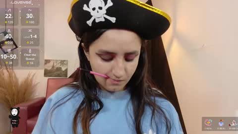   online show from October 31, 2025, 2:40 pm